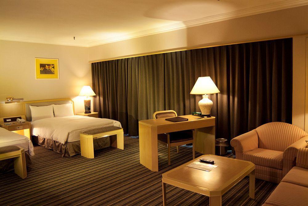 Santos Hotel Taipei Exteriör bild
